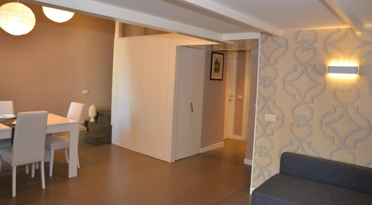 Astarte Apartment Napels Buitenkant foto