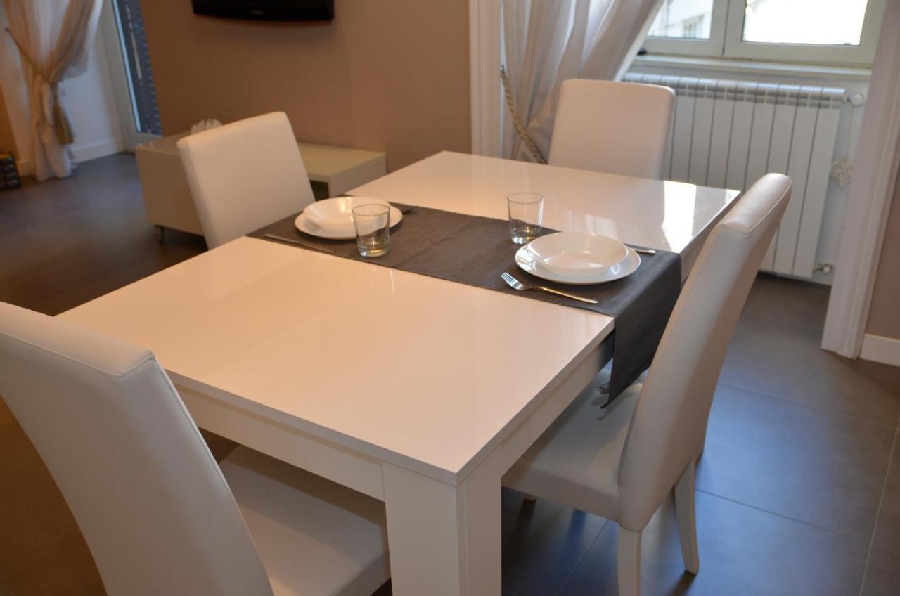 Astarte Apartment Napels Buitenkant foto