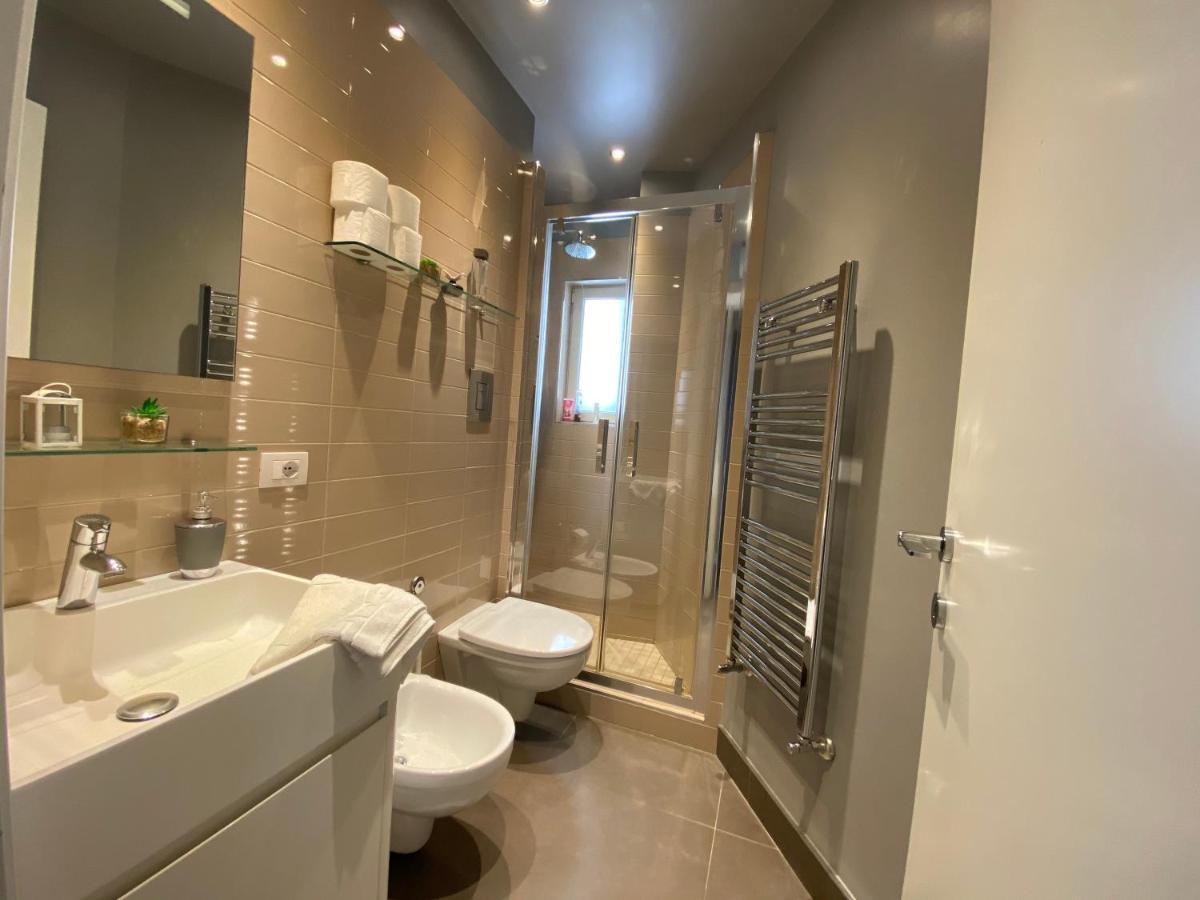 Astarte Apartment Napels Buitenkant foto